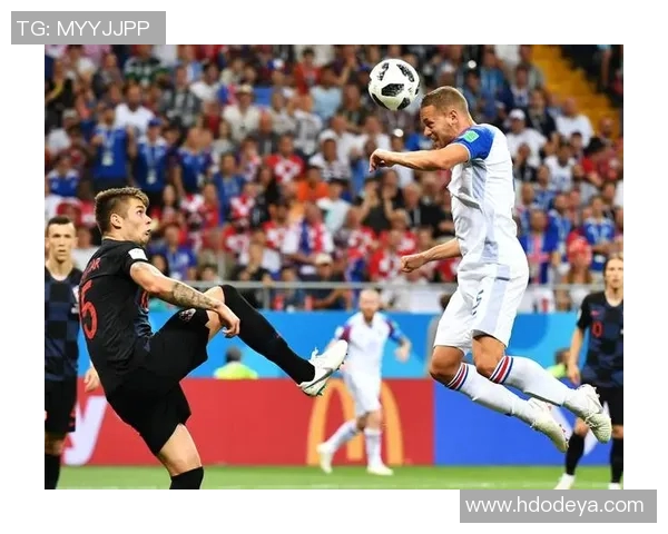 足球明星精彩瞬间高清图片展示尽显球场魅力与风采 足球明星精彩瞬间高清图片展示尽显球场魅力与风采